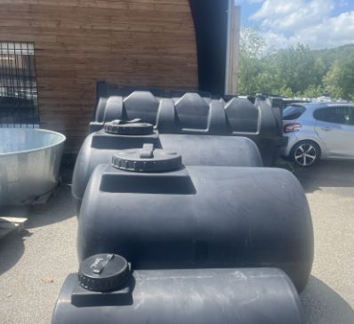 Magasin_Cuves - breuvoirs-tonne a eaux@2x